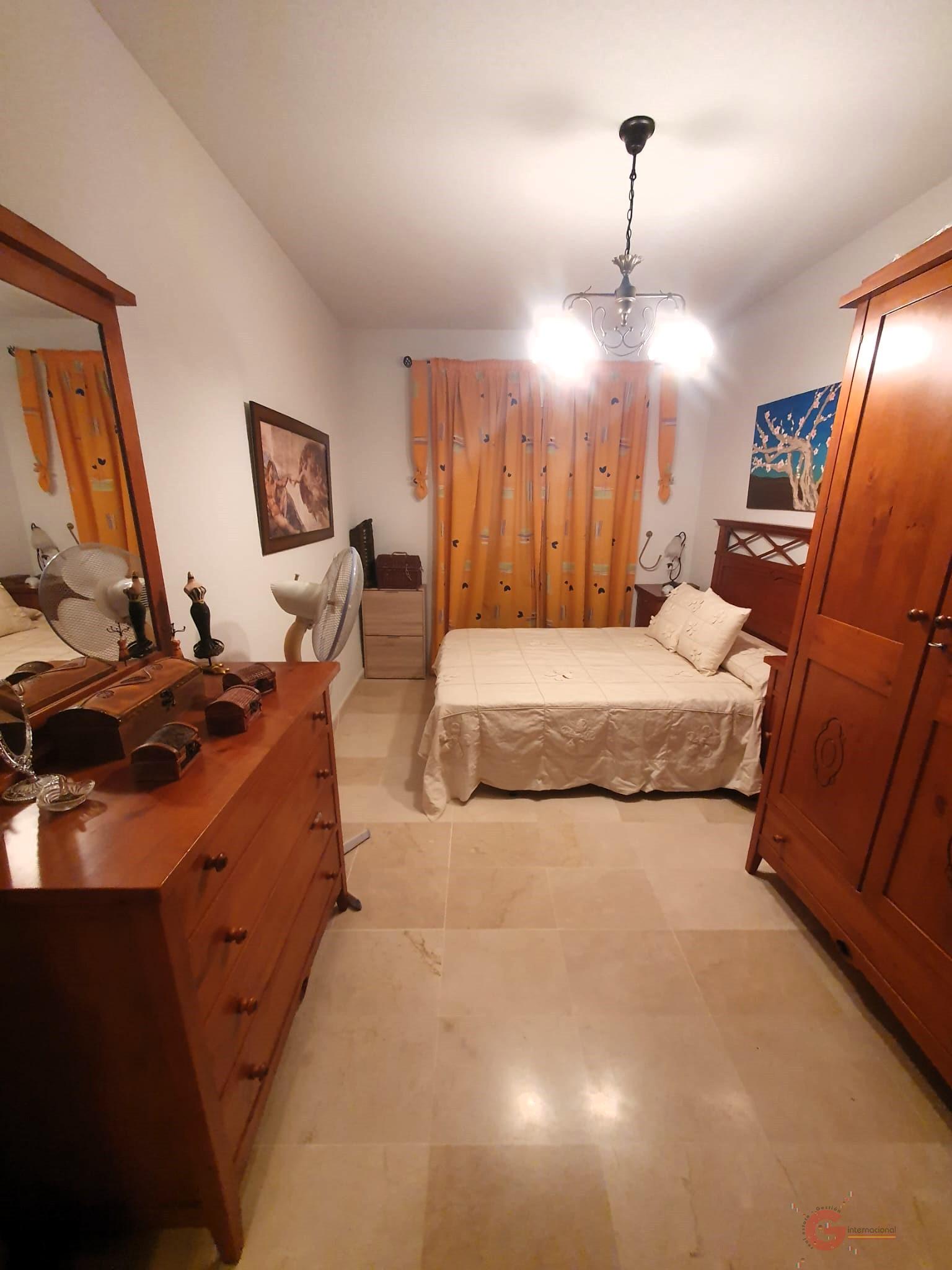 For sale of flat in Motril