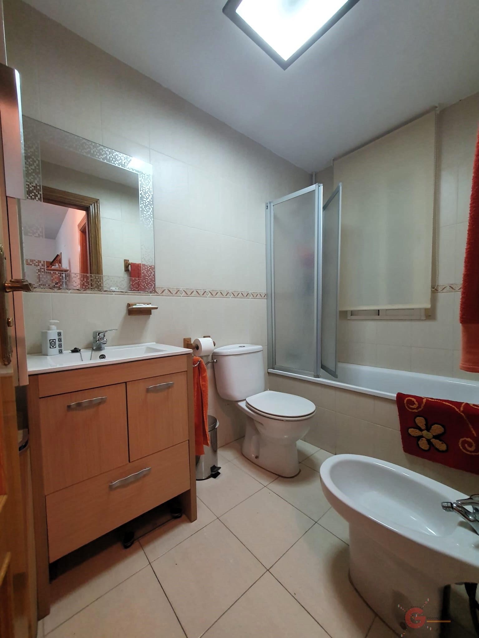 For sale of flat in Motril