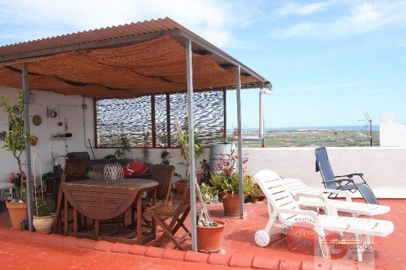 For sale of house in Salobreña