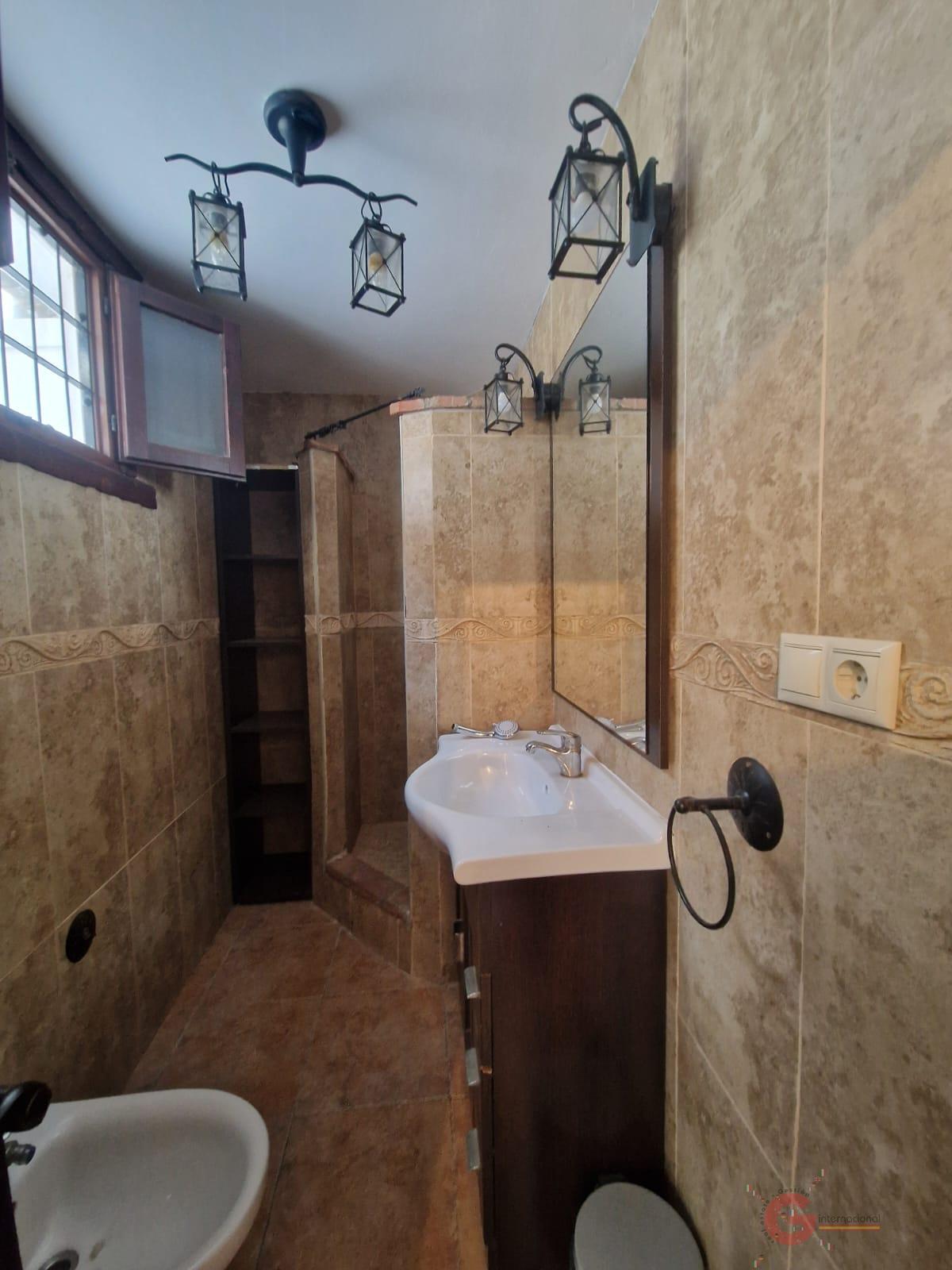 Venta de casa en Salobreña