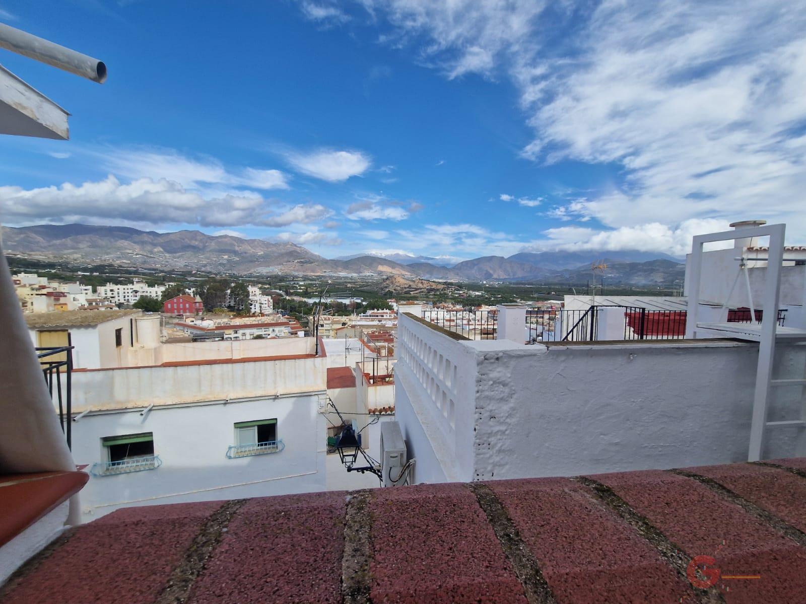 Venta de casa en Salobreña