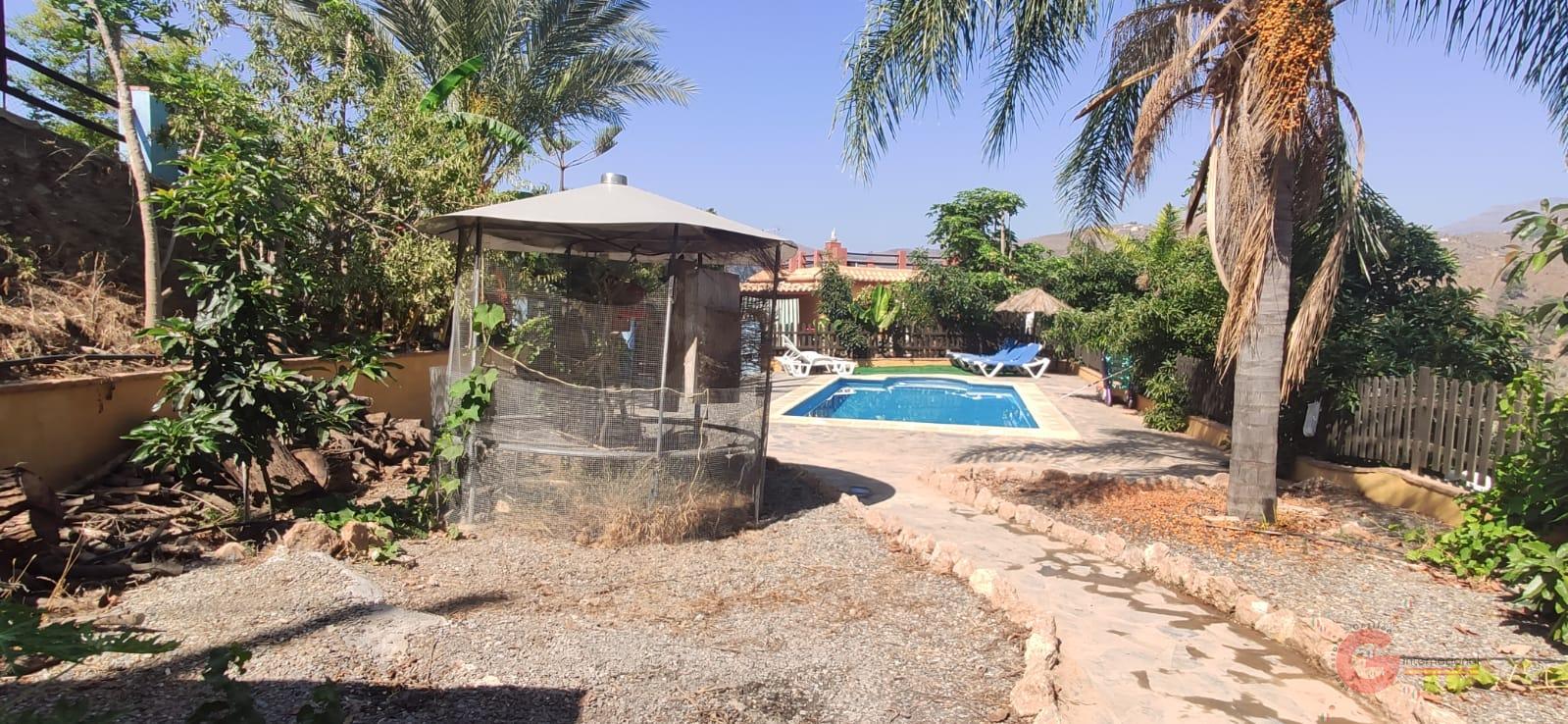 For sale of rural property in Almuñécar