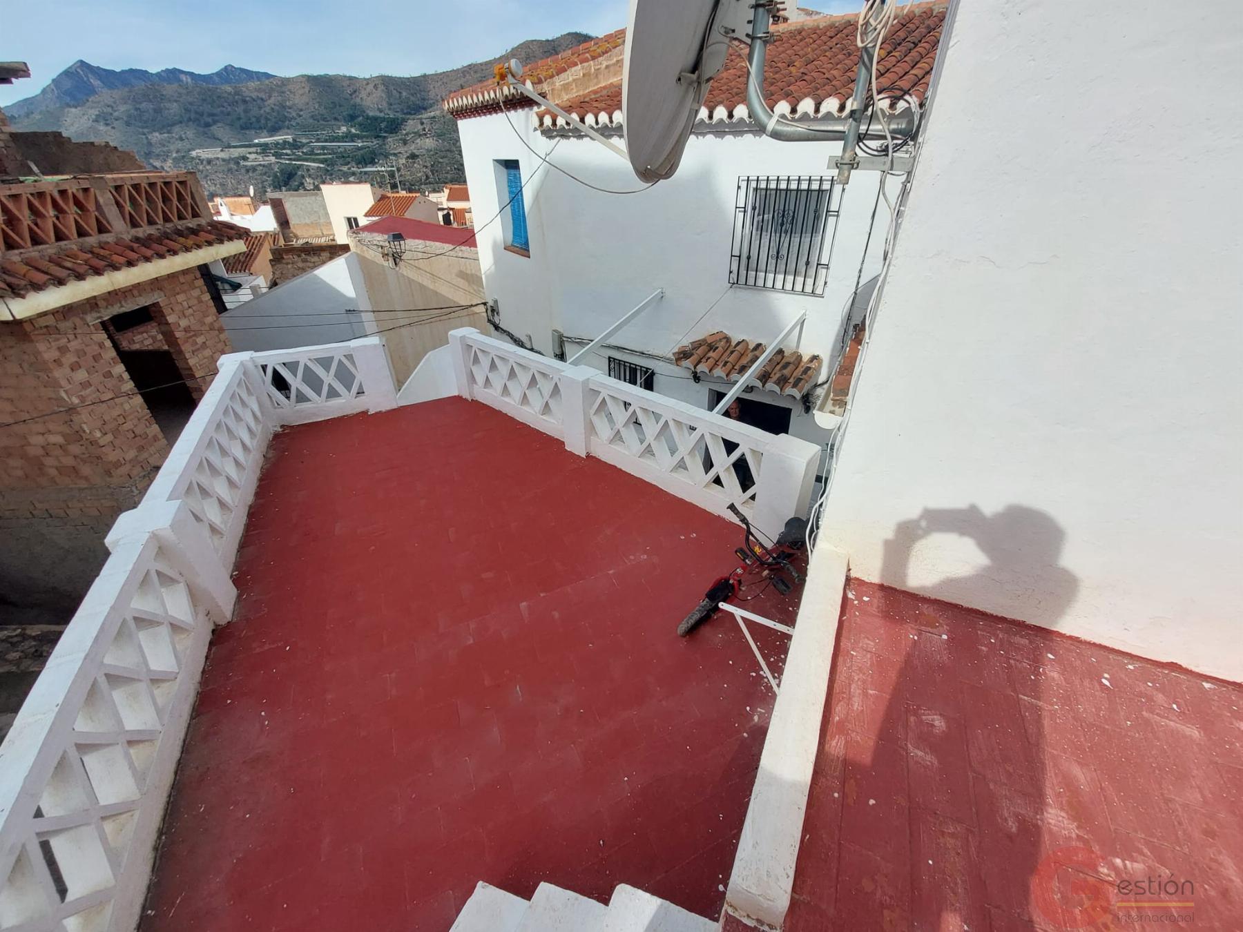 Venta de casa en Vélez de Benaudalla Venta de casa en Vélez de Benaudalla