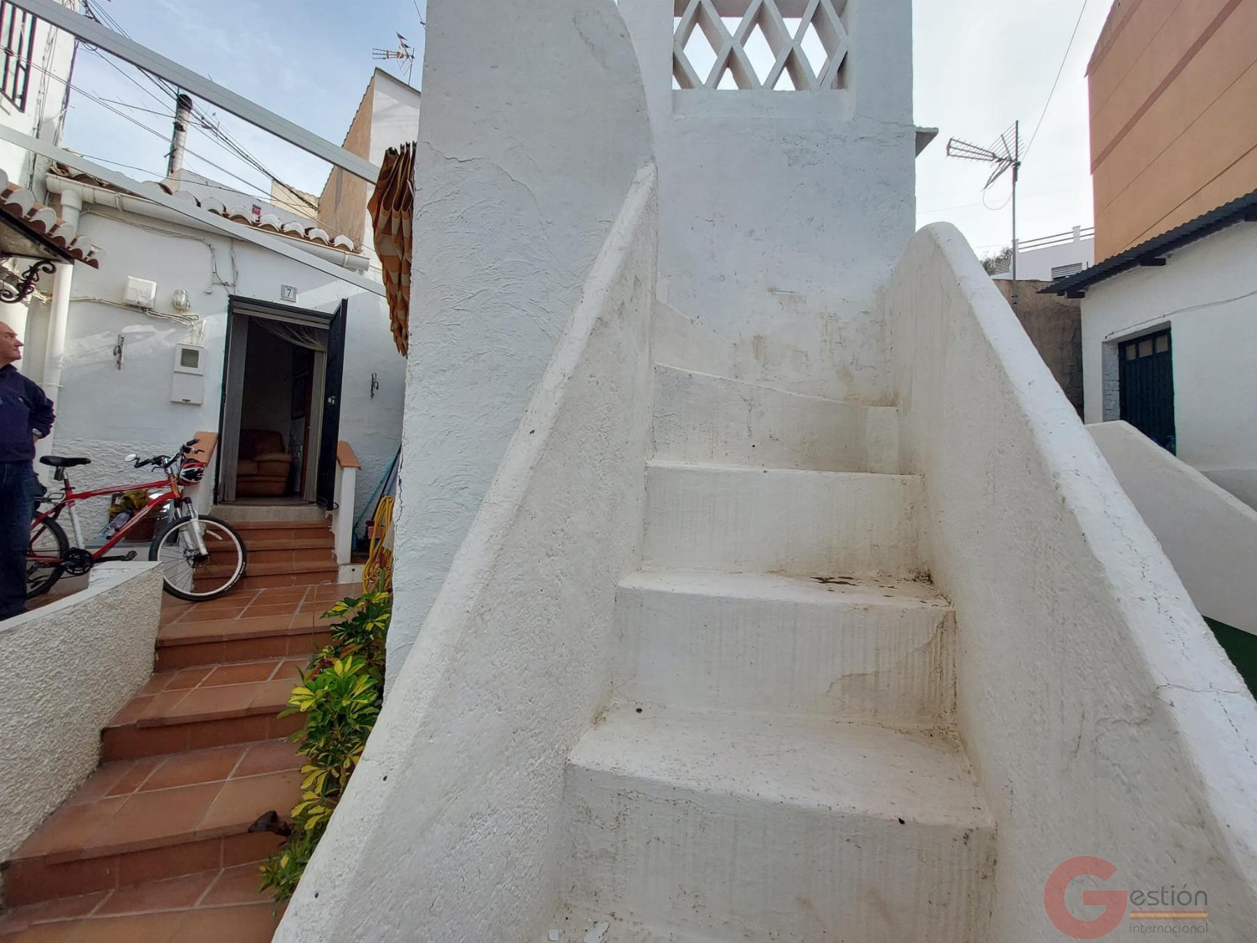 Venta de casa en Vélez de Benaudalla Venta de casa en Vélez de Benaudalla