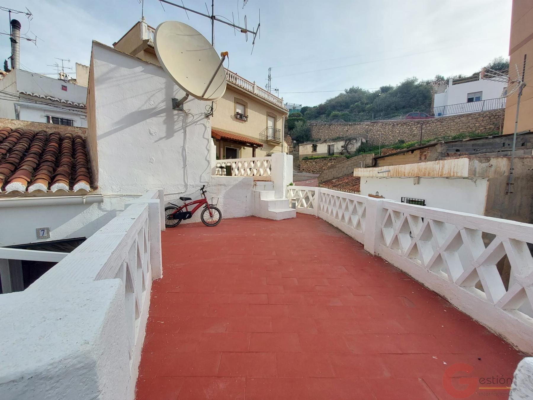 Venta de casa en Vélez de Benaudalla Venta de casa en Vélez de Benaudalla