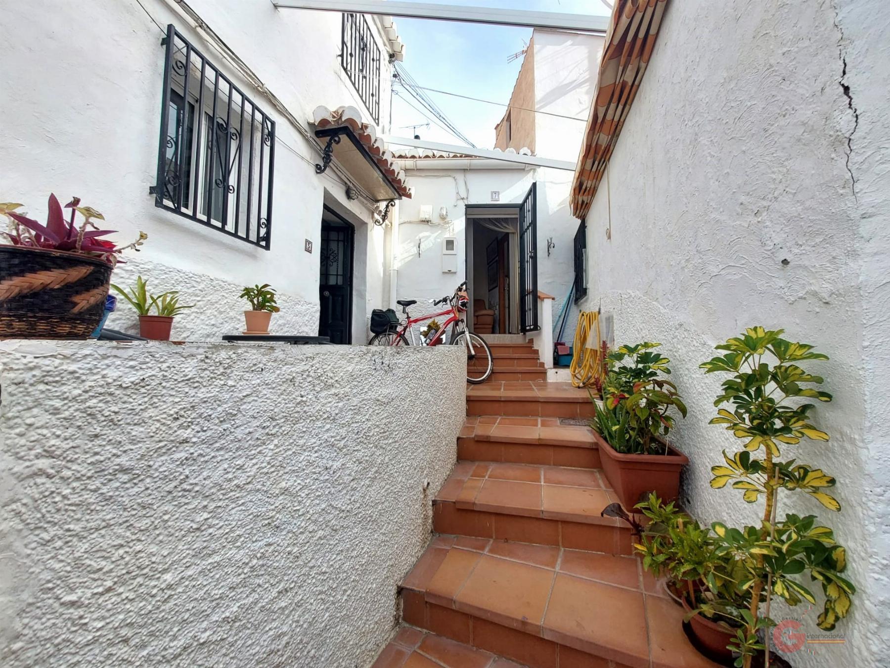 Casa en venta en Alta, Velez de Benaudalla