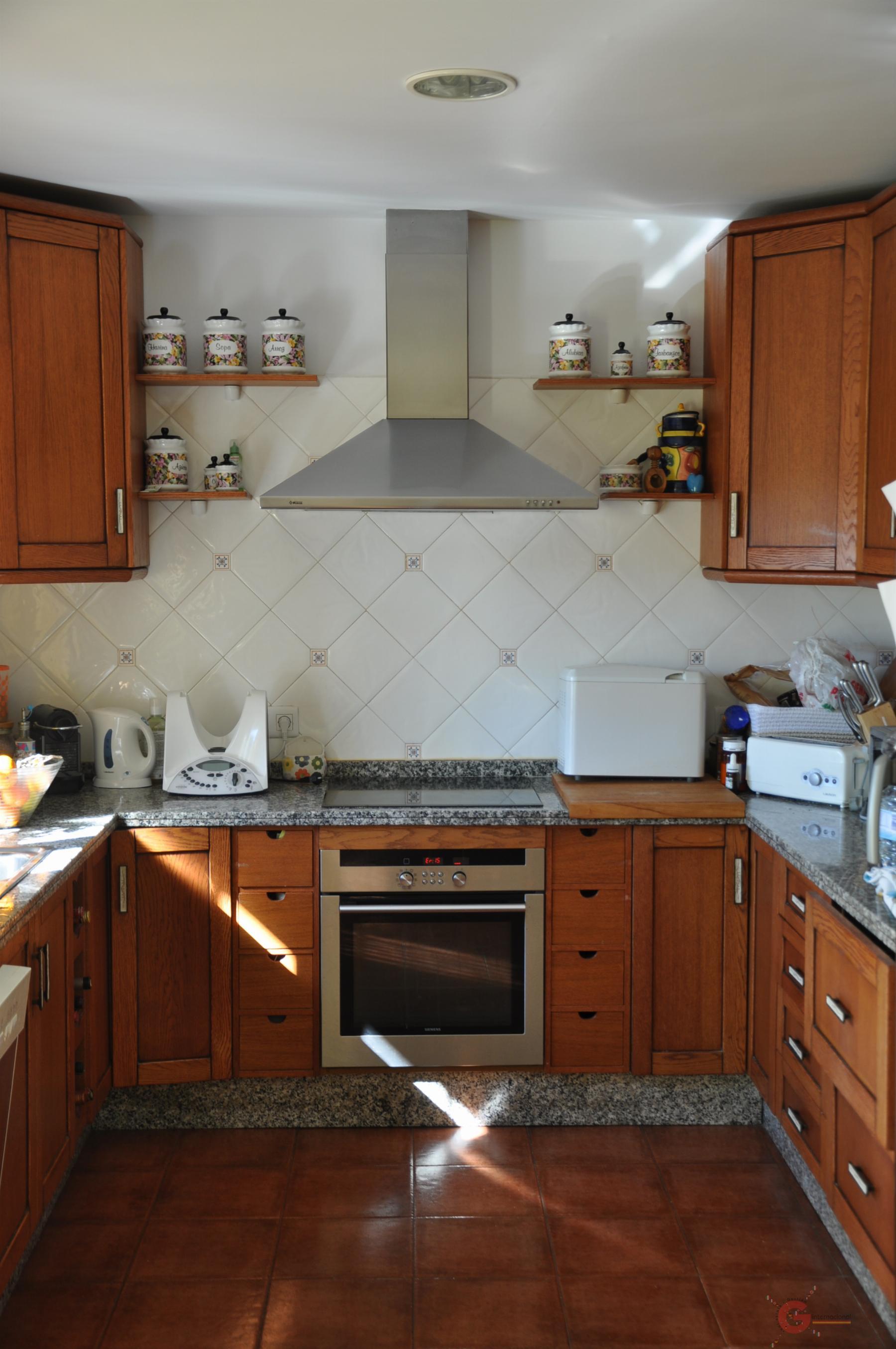 For sale of chalet in Almuñécar
