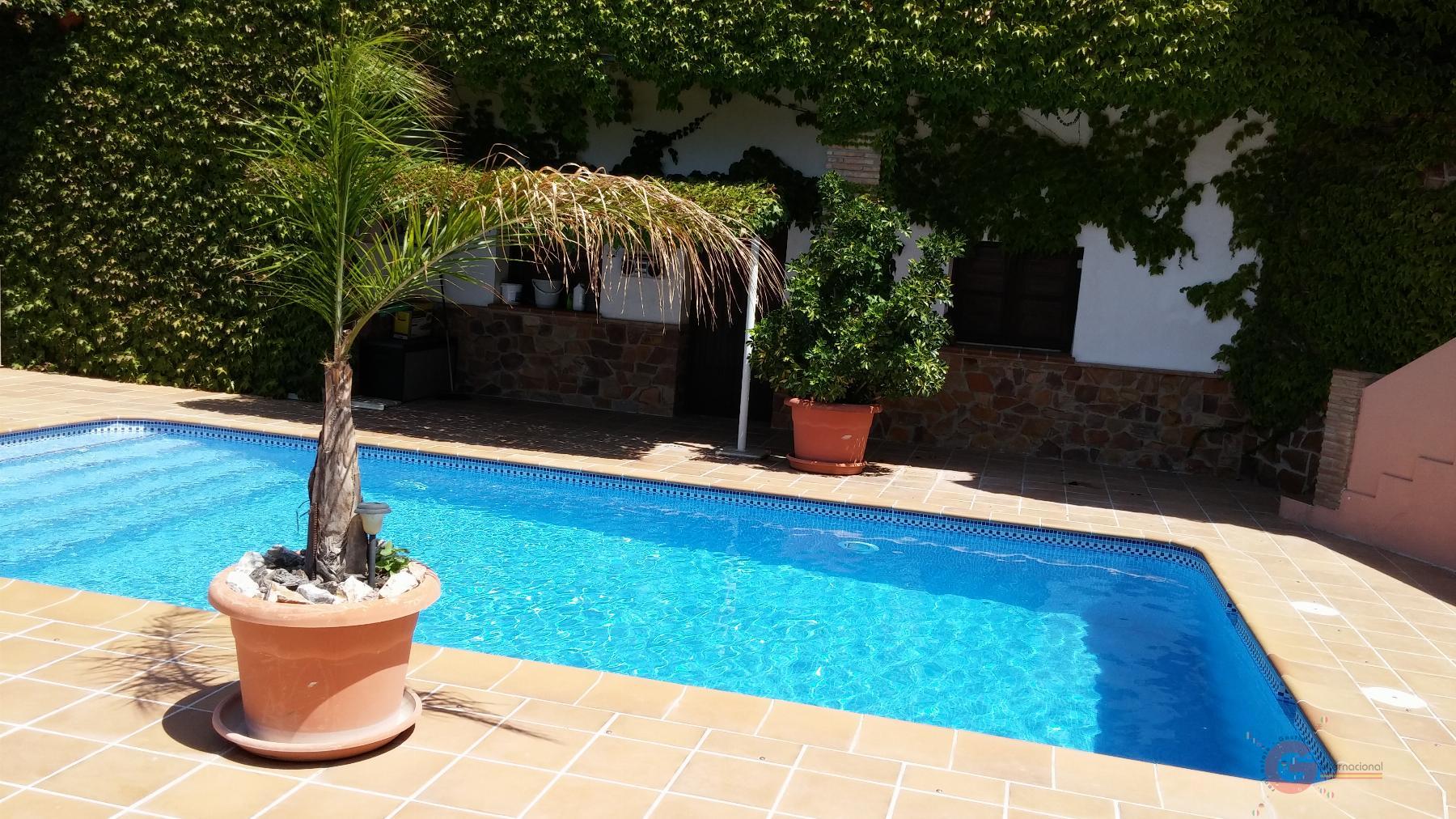 For sale of chalet in Almuñécar