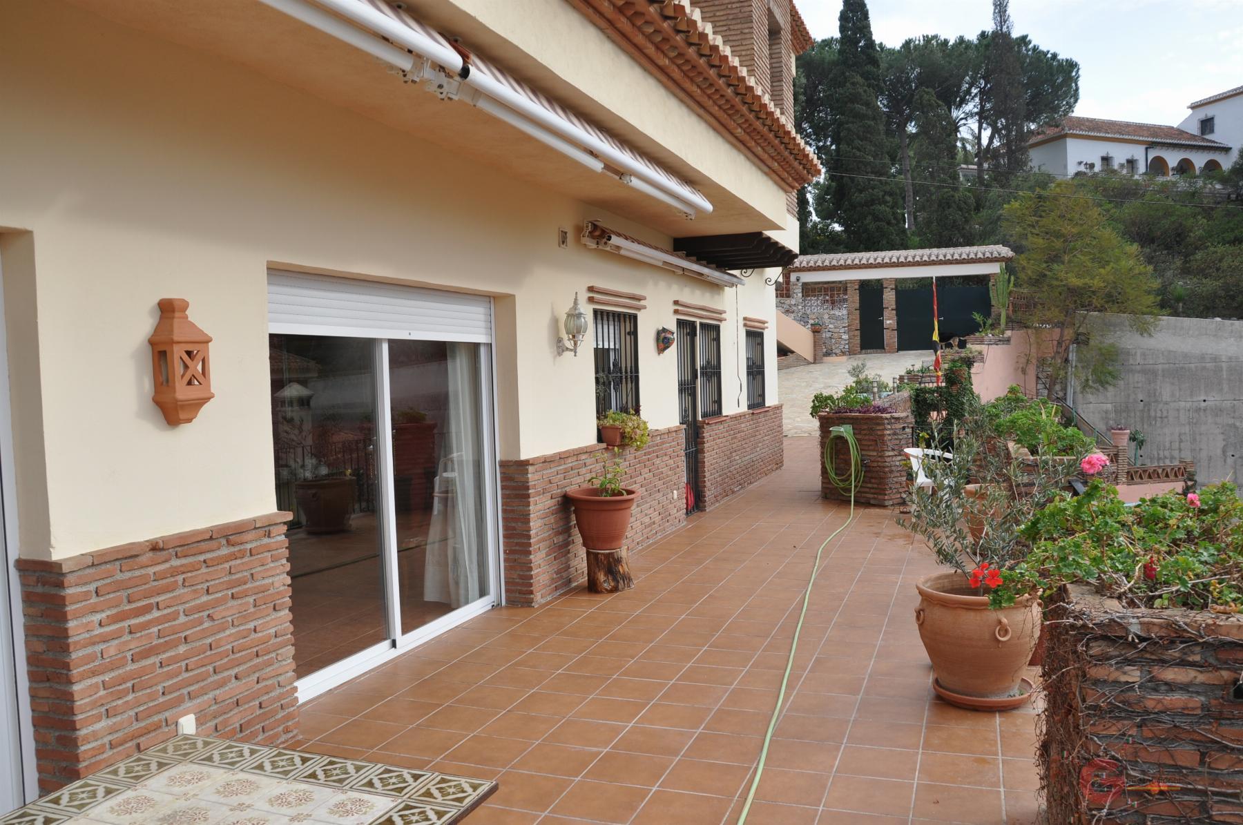 For sale of chalet in Almuñécar