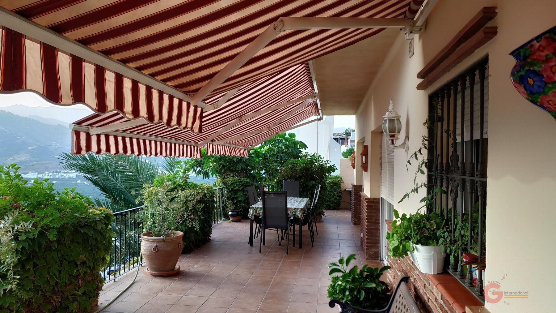 For sale of chalet in Almuñécar