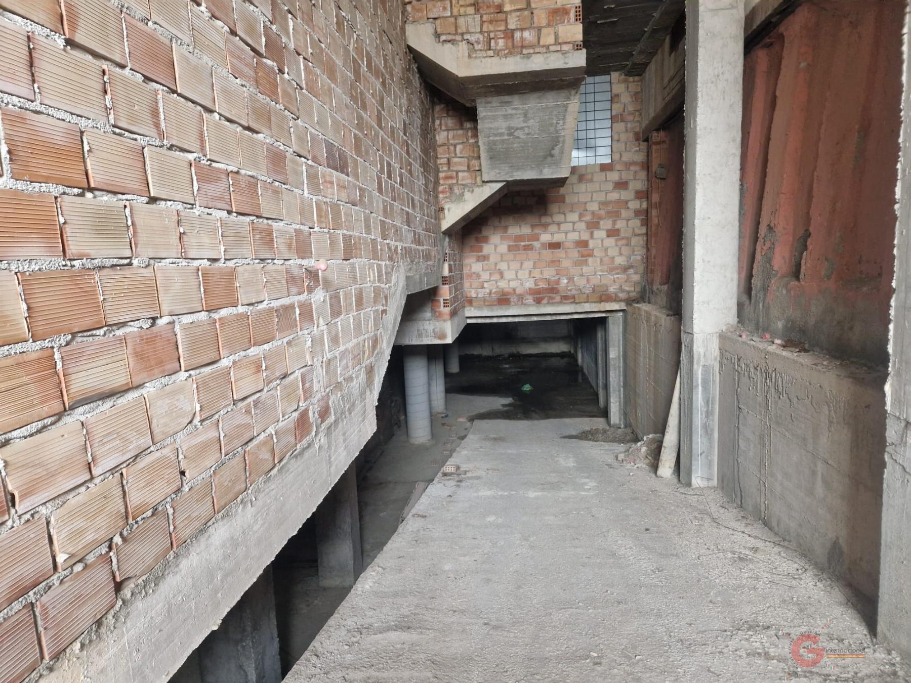 For sale of building in Salobreña