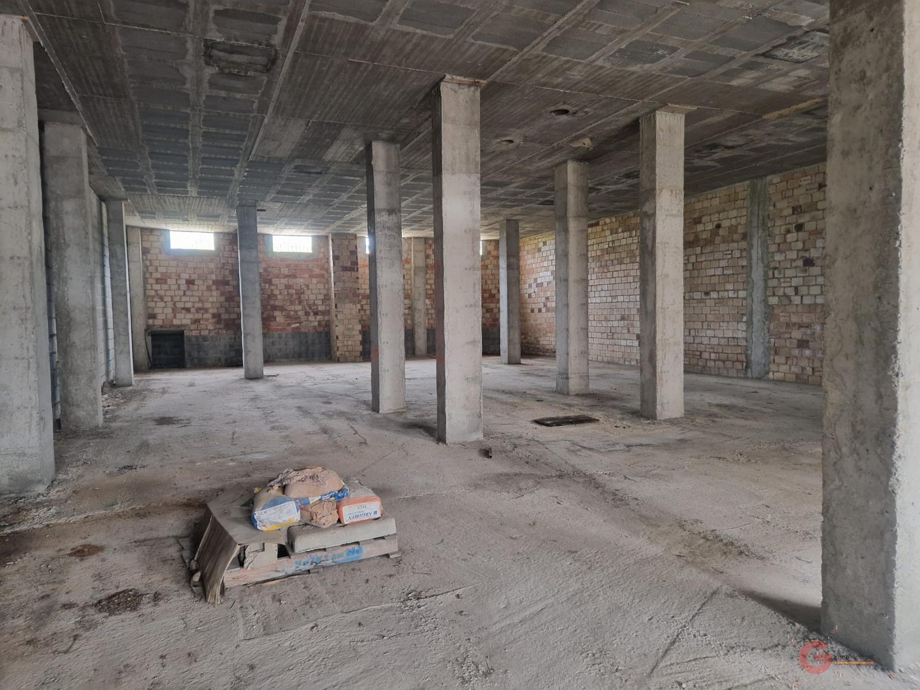 For sale of building in Salobreña