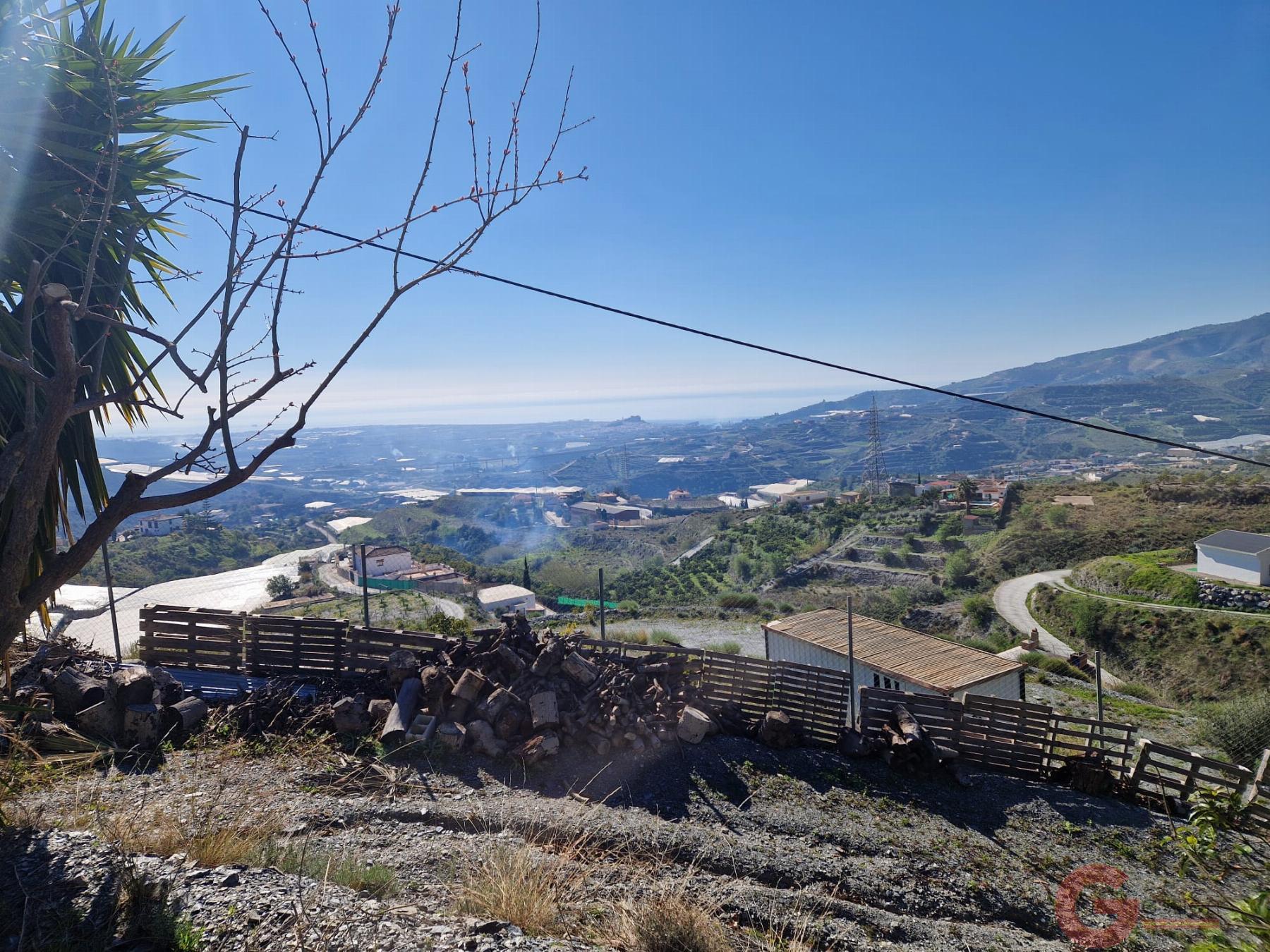 Venta de finca rústica en Molvízar