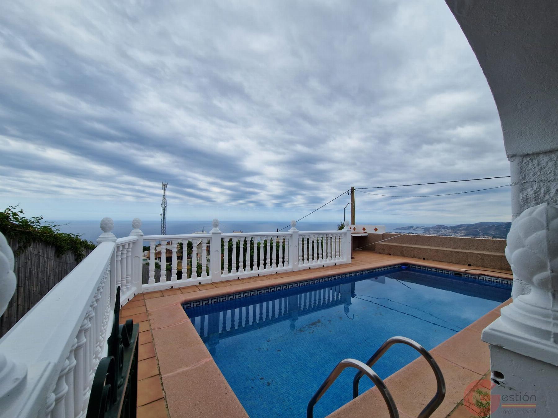 For sale of rural property in Salobreña