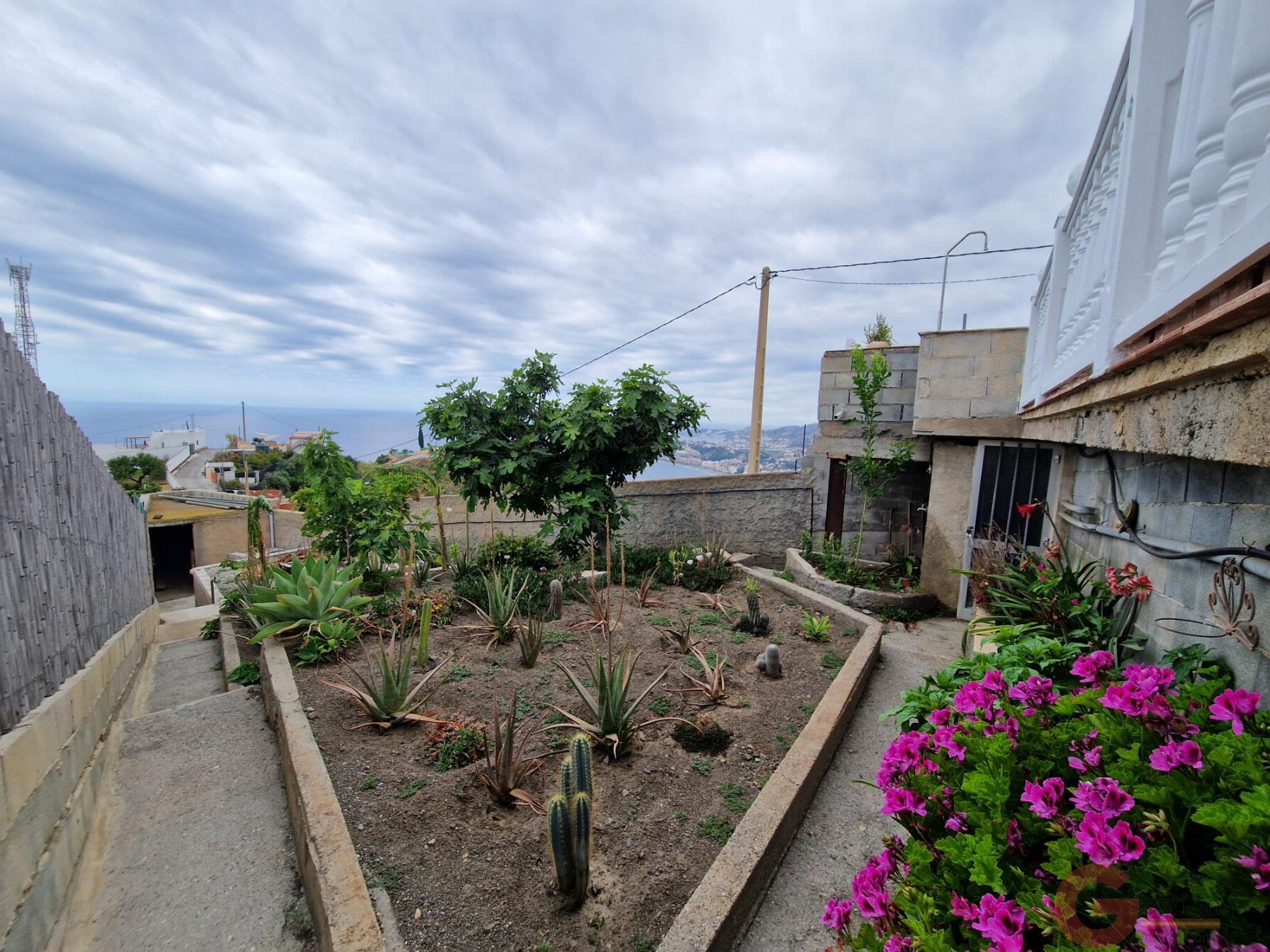 For sale of rural property in Salobreña