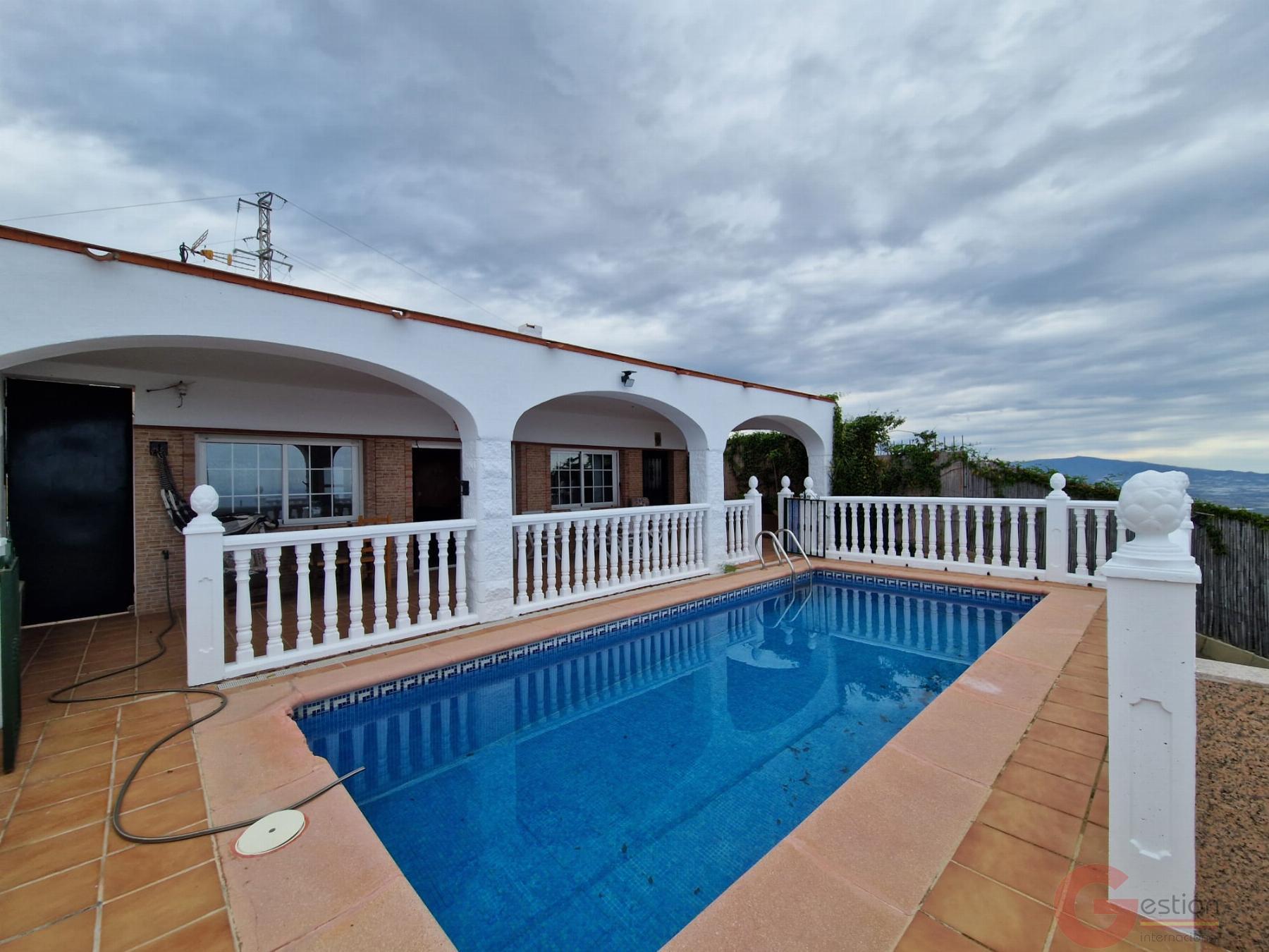 For sale of rural property in Salobreña