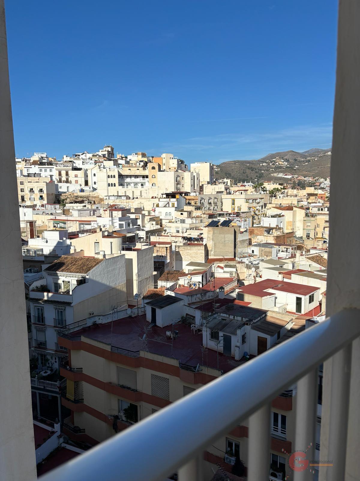 For sale of flat in Almuñécar