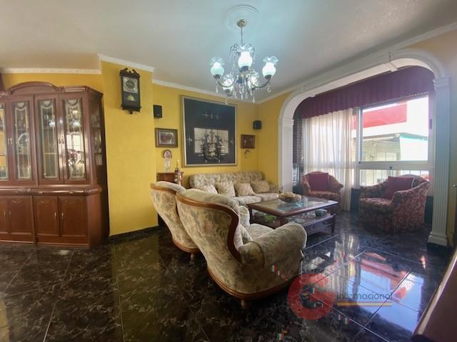 For sale of flat in Almuñécar