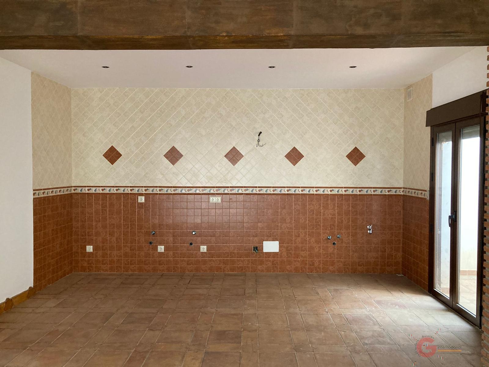 For sale of house in Vélez de Benaudalla