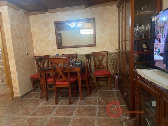 For sale of house in Almuñécar