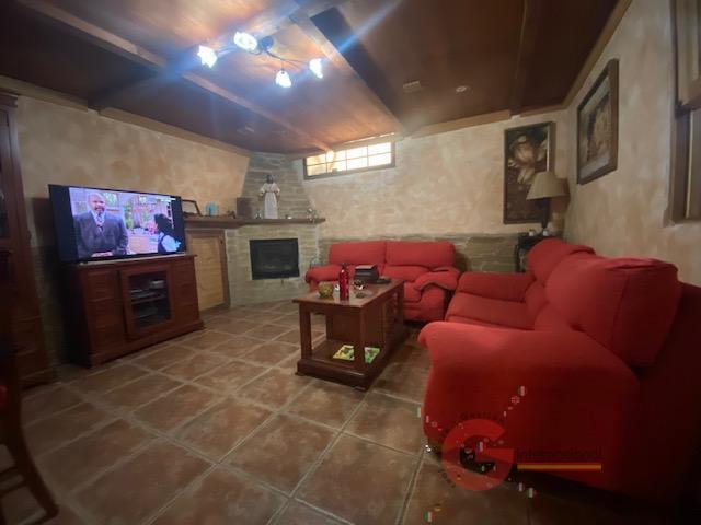 For sale of house in Almuñécar