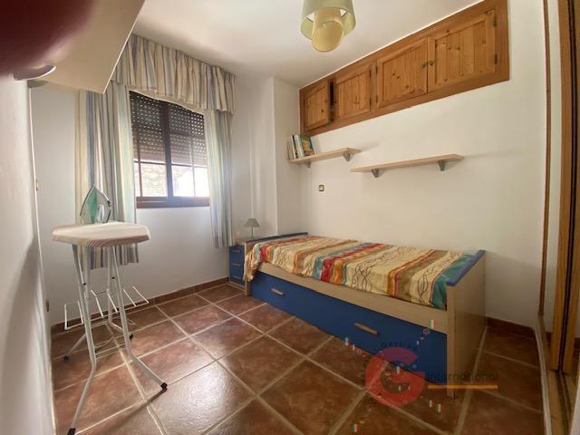 For sale of house in Almuñécar