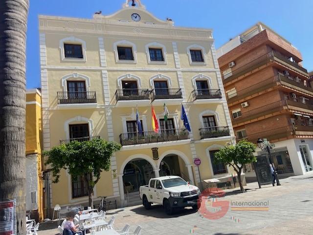 For sale of house in Almuñécar