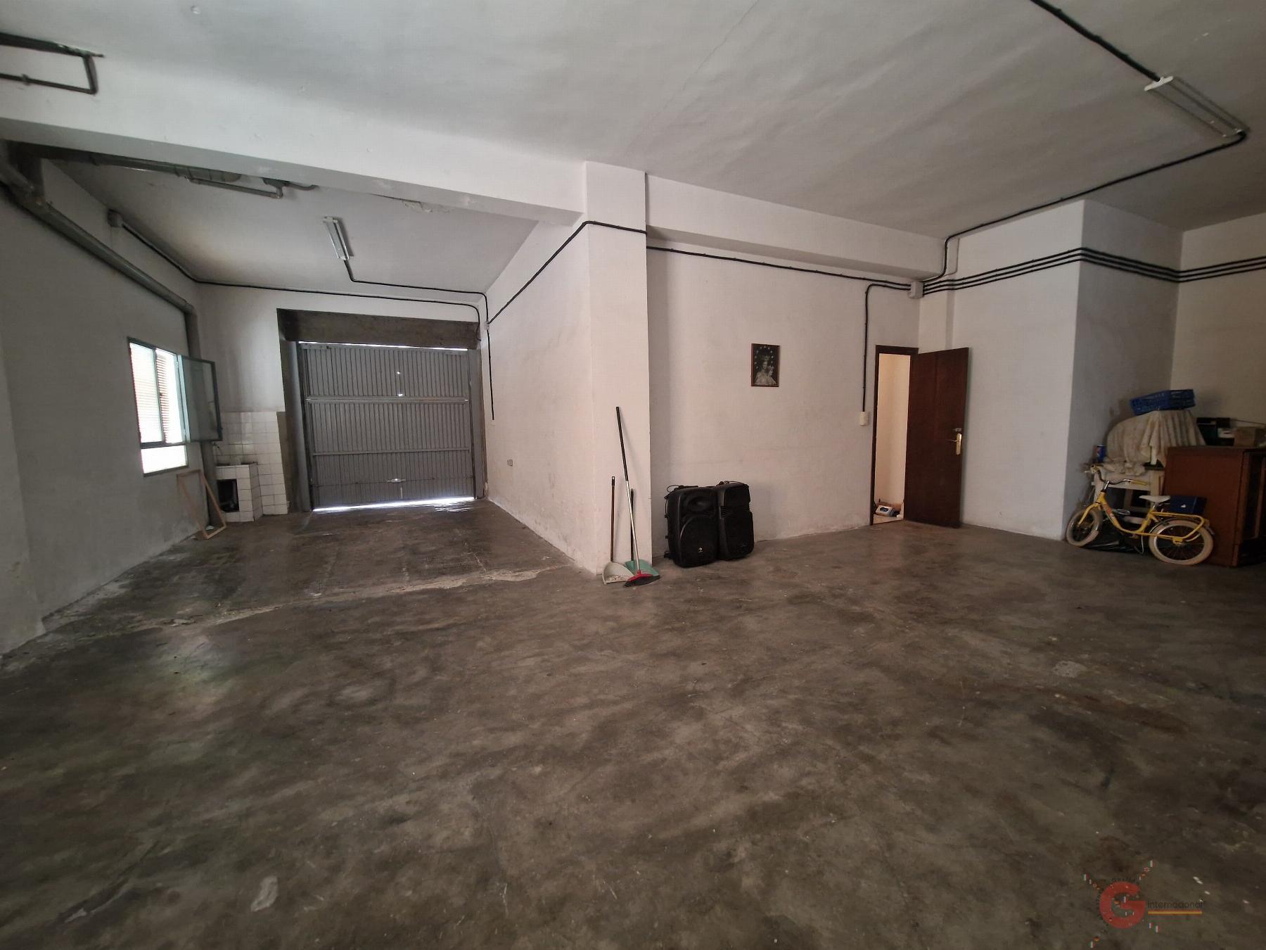 Venta de casa en Salobreña