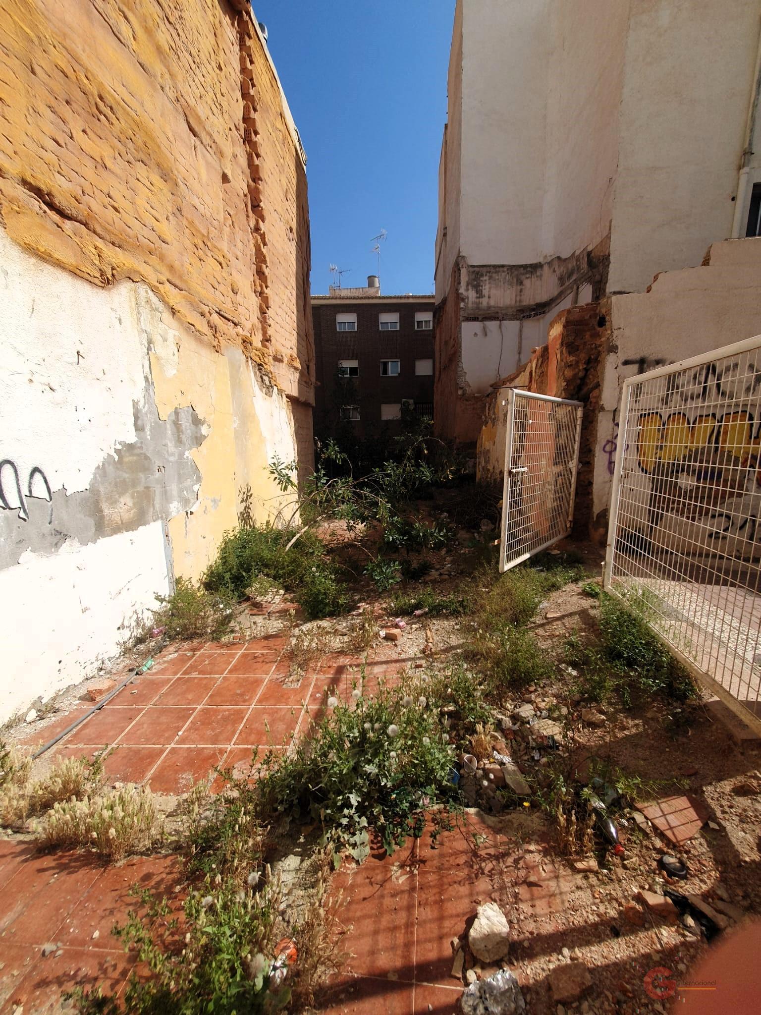 For sale of land in Motril