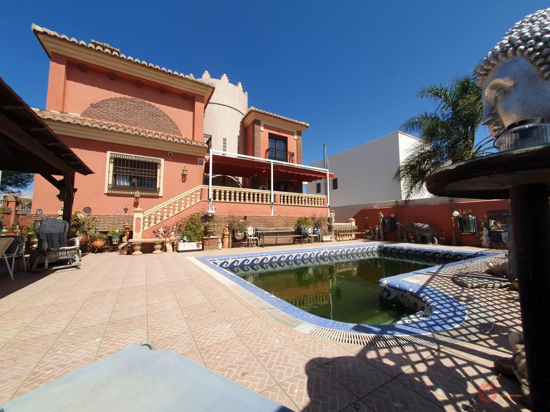 Venta de chalet en Motril