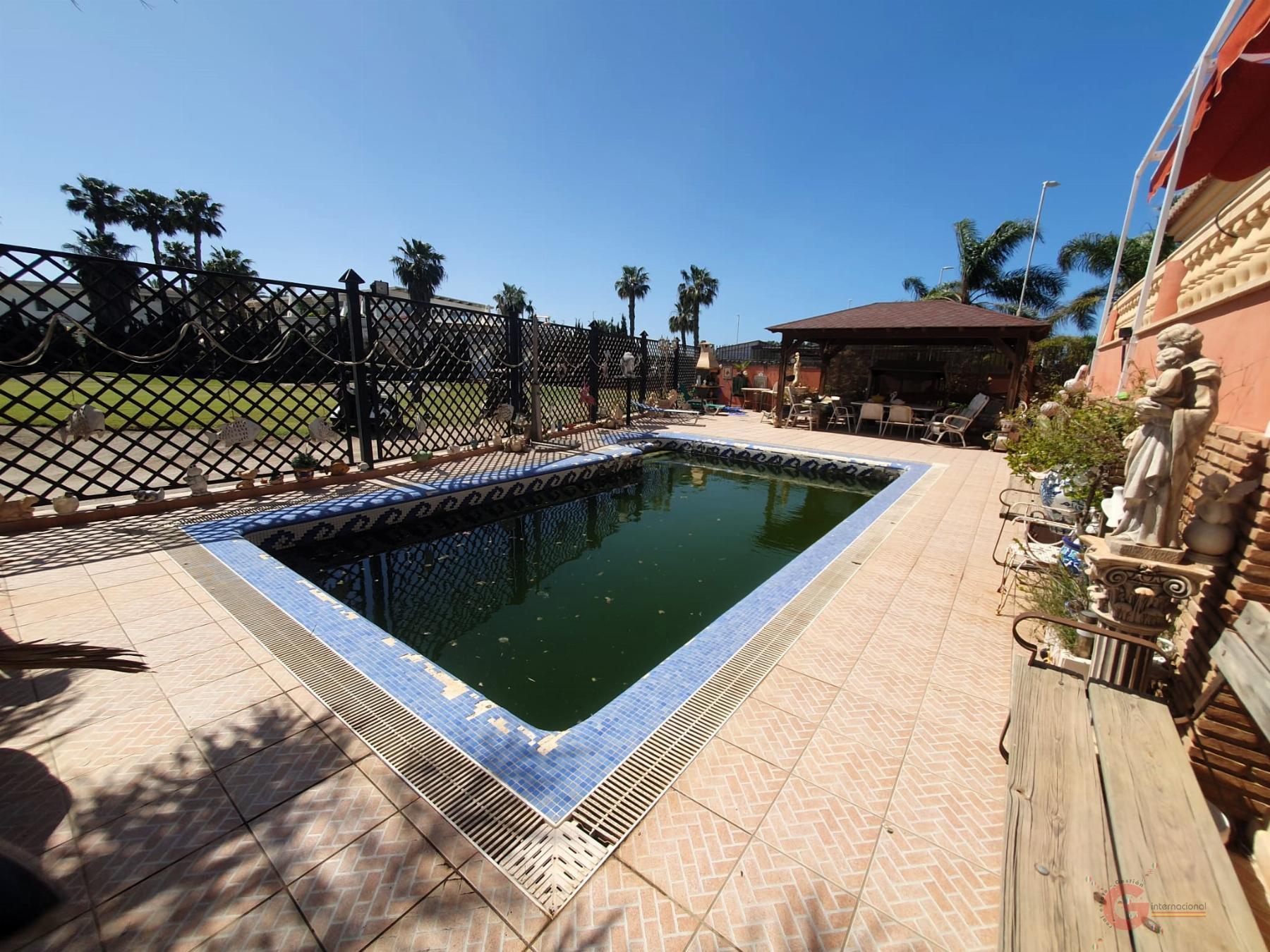 Venta de chalet en Motril