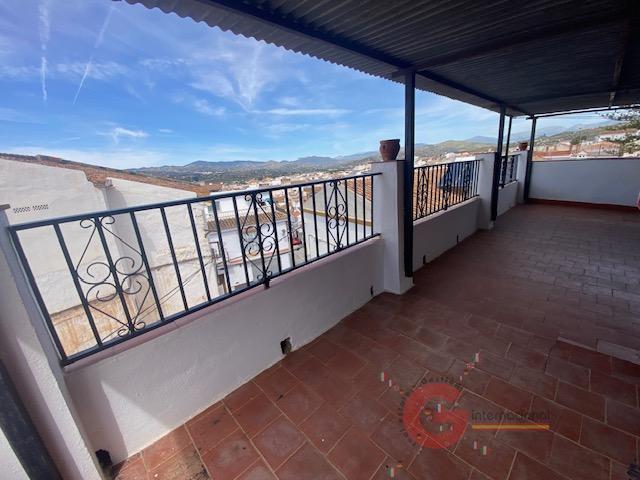 For sale of house in Vélez-Málaga