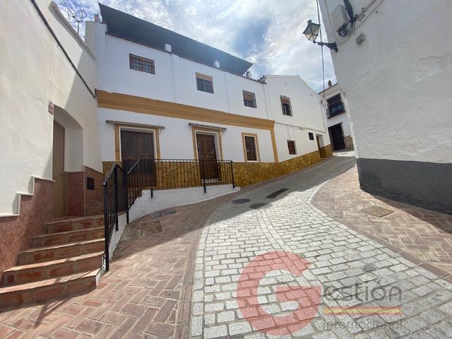 For sale of house in Vélez-Málaga For sale of house in Vélez-Málaga