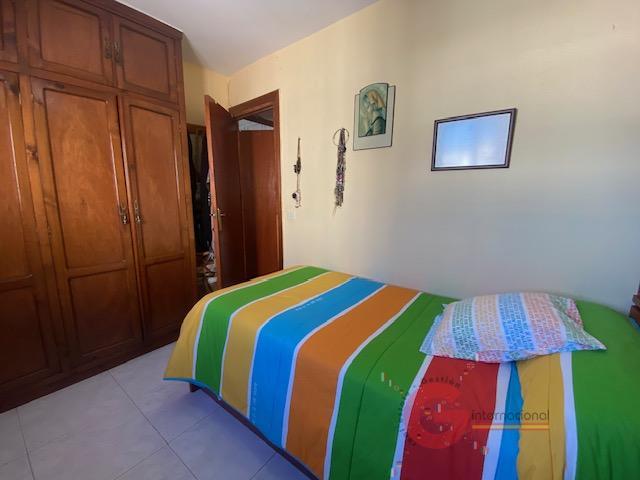 For sale of house in Vélez-Málaga