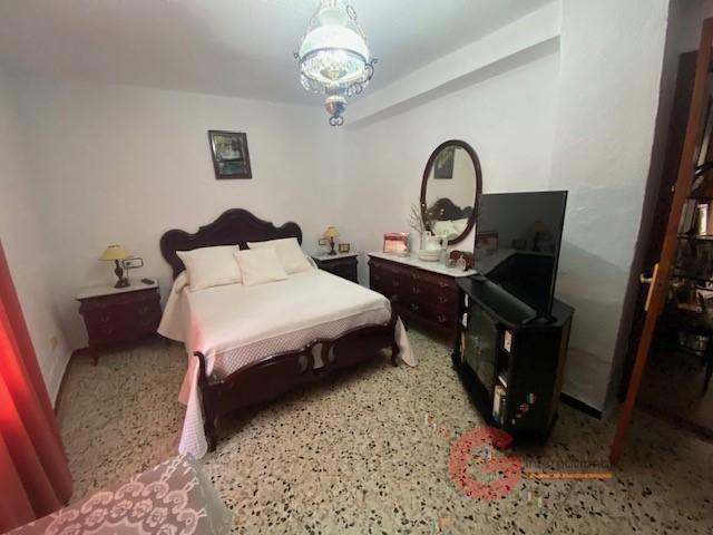 For sale of house in Vélez-Málaga