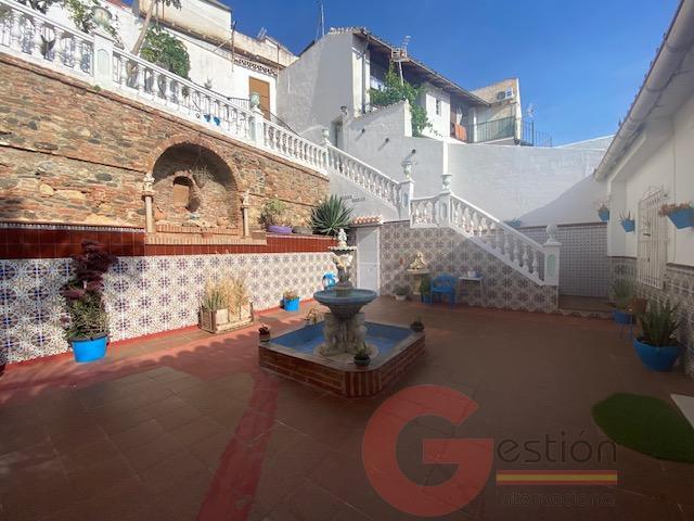 Venta de casa en Vélez-Málaga Venta de casa en Vélez-Málaga