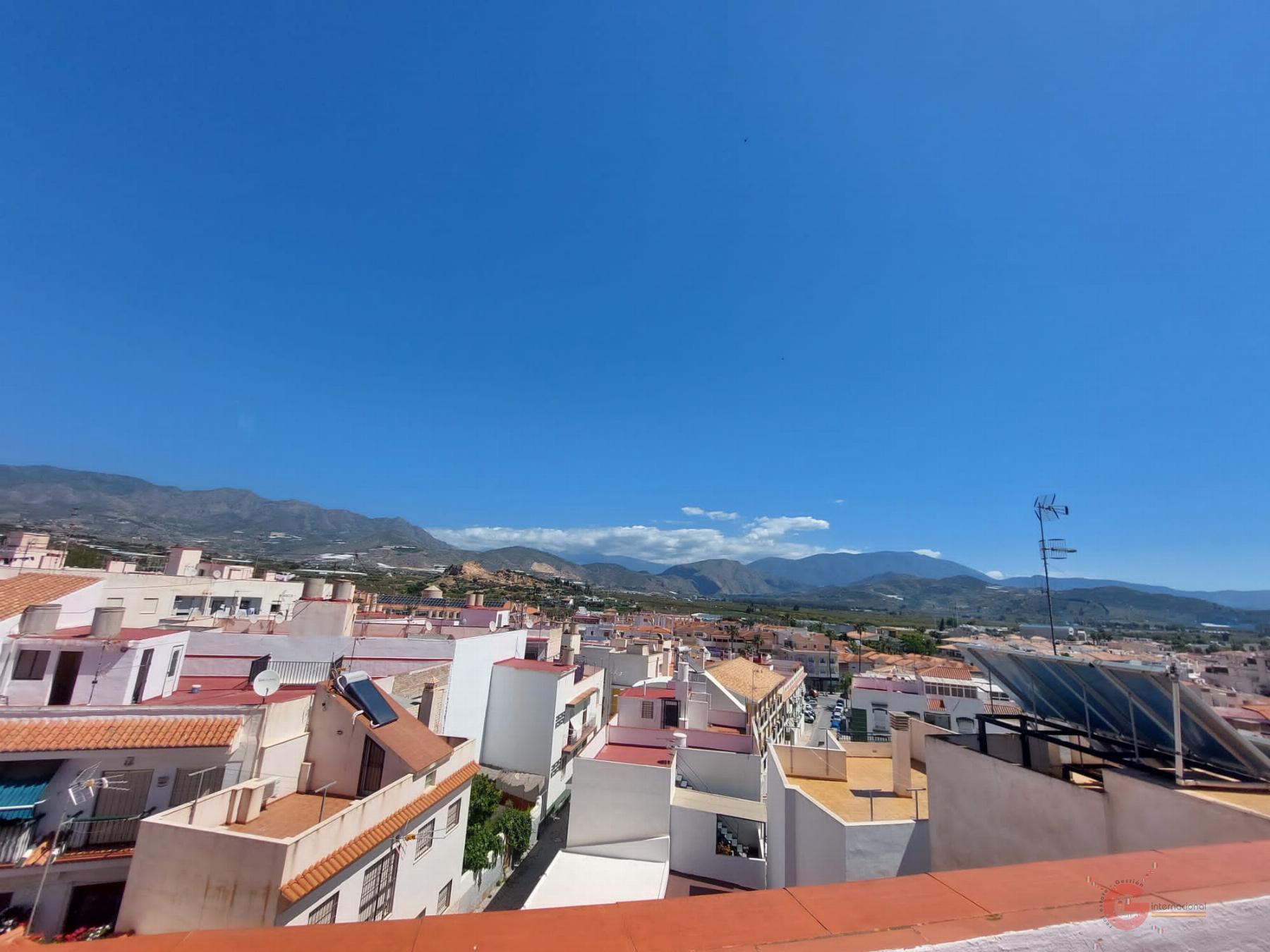 Venta de casa en Salobreña