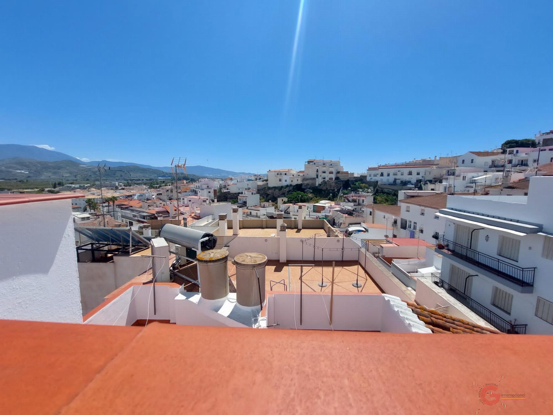 Venta de casa en Salobreña