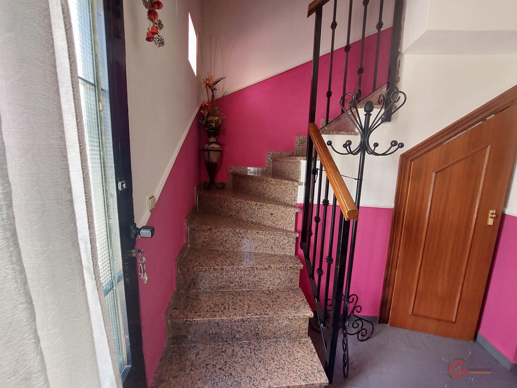 For sale of house in Salobreña