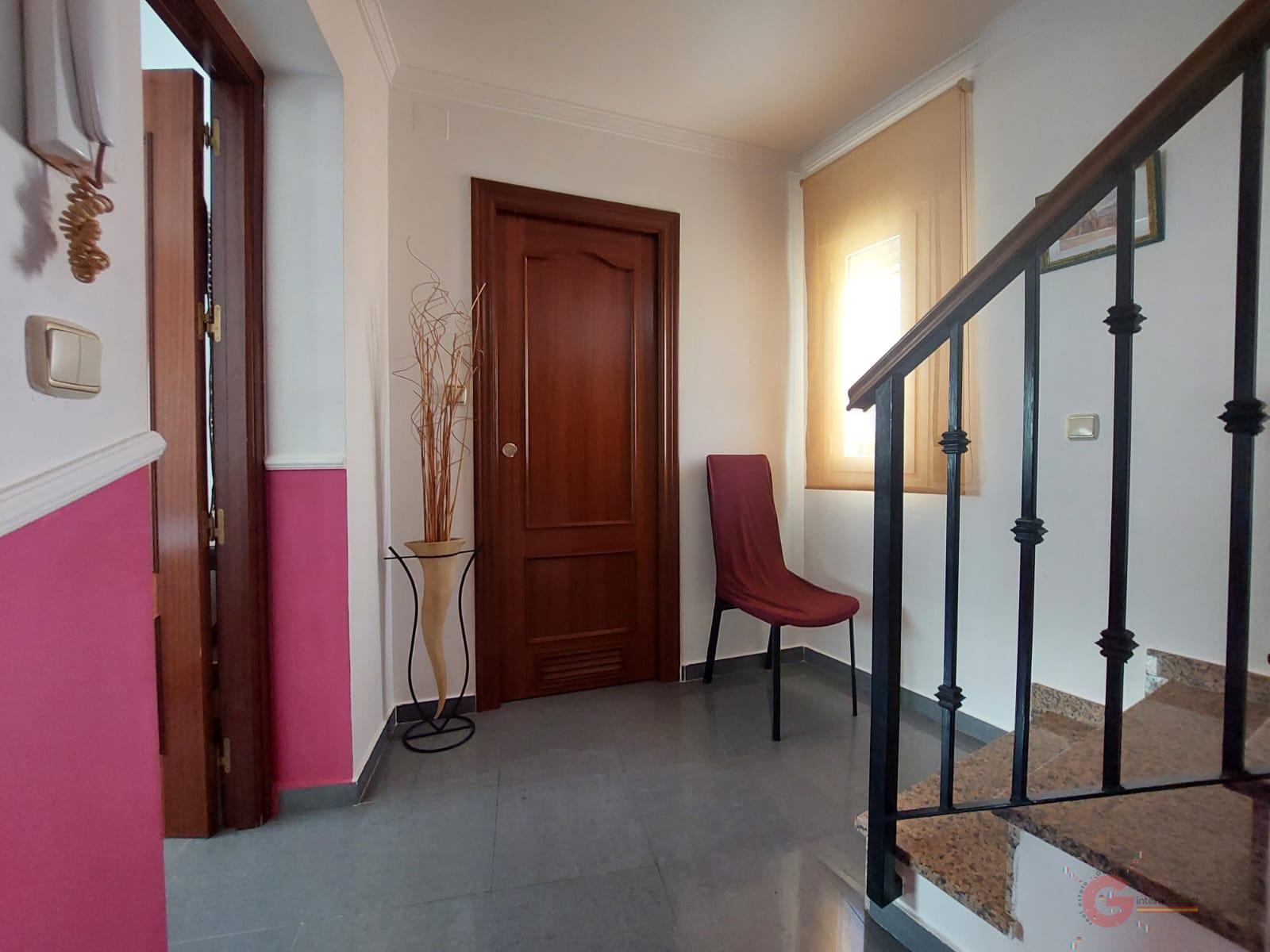 For sale of house in Salobreña