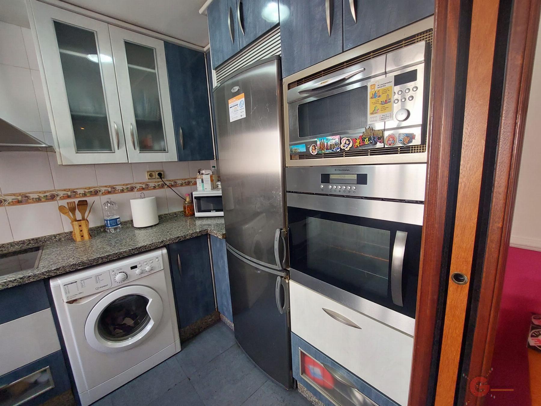 For sale of house in Salobreña