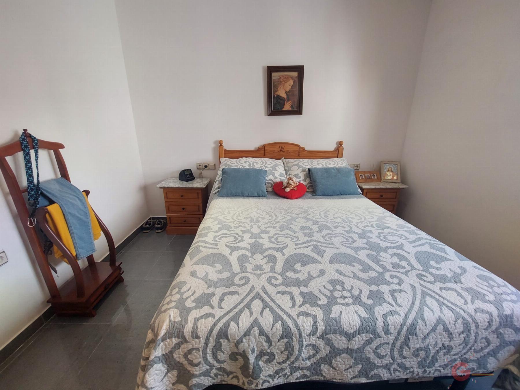 For sale of house in Salobreña