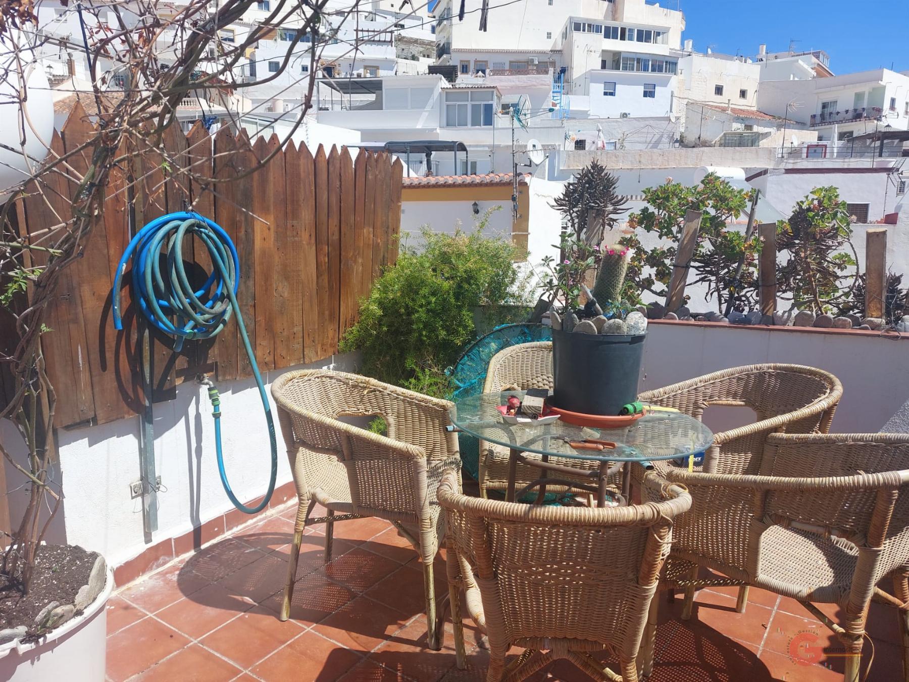 For sale of house in Salobreña