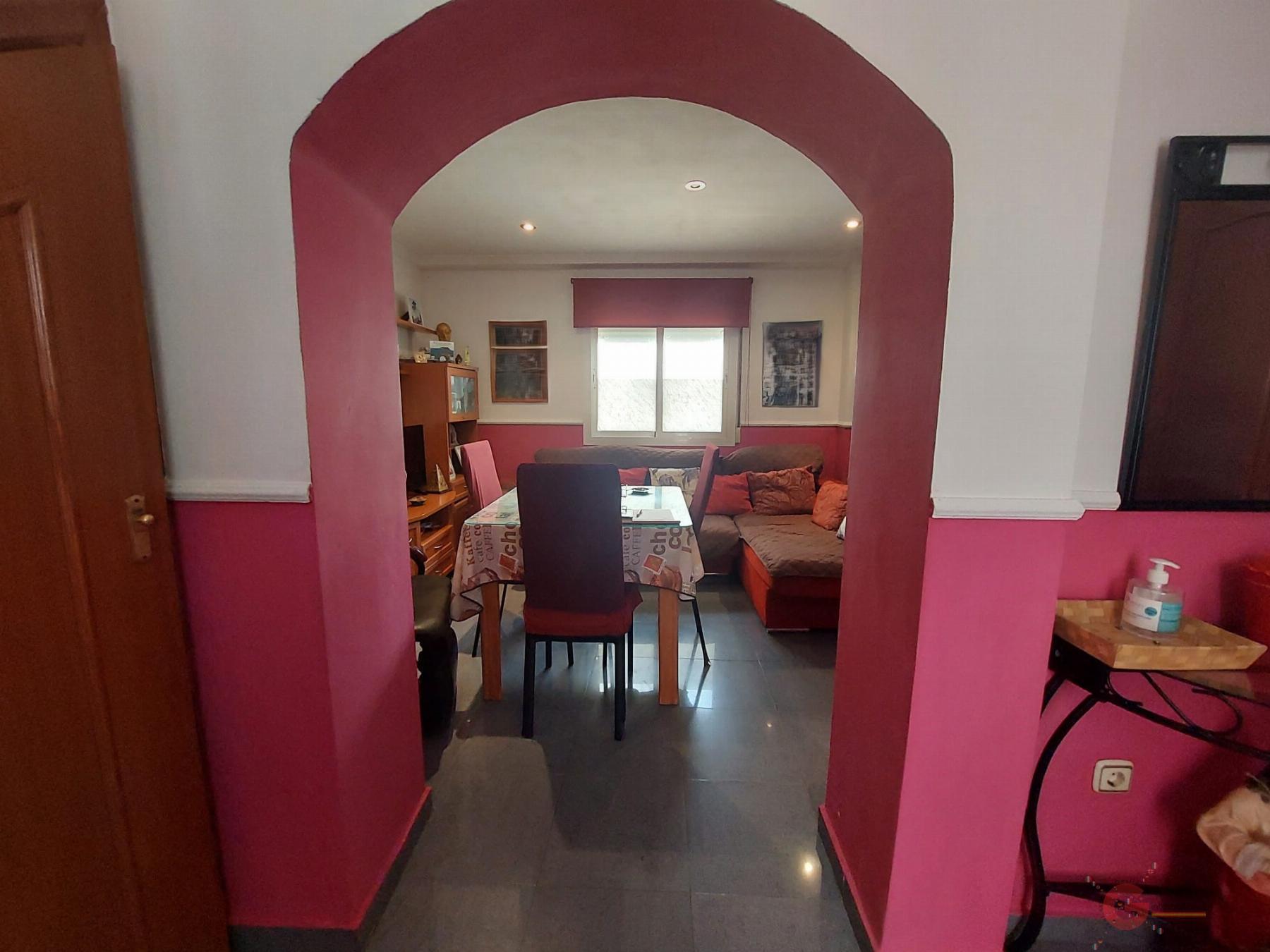 For sale of house in Salobreña
