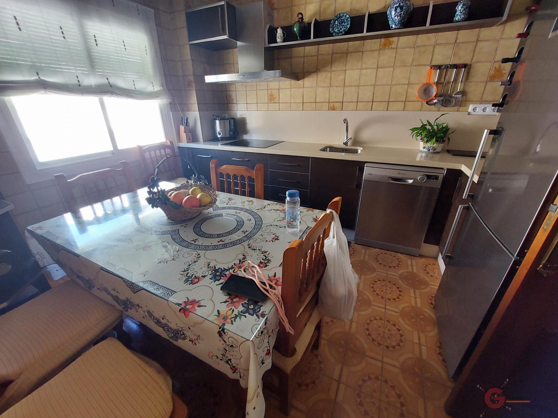 For sale of house in Salobreña