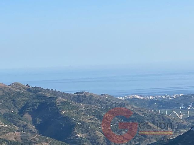 Venta de finca rústica en Otívar Venta de finca rústica en Otívar