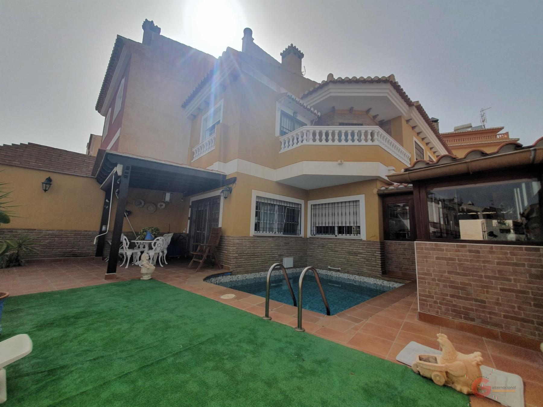 Vendita di chalet in Motril