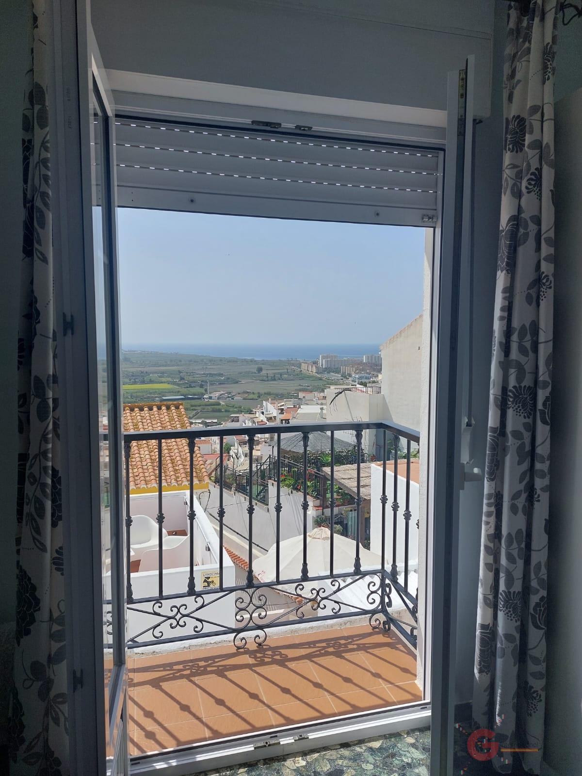 Venta de casa en Salobreña