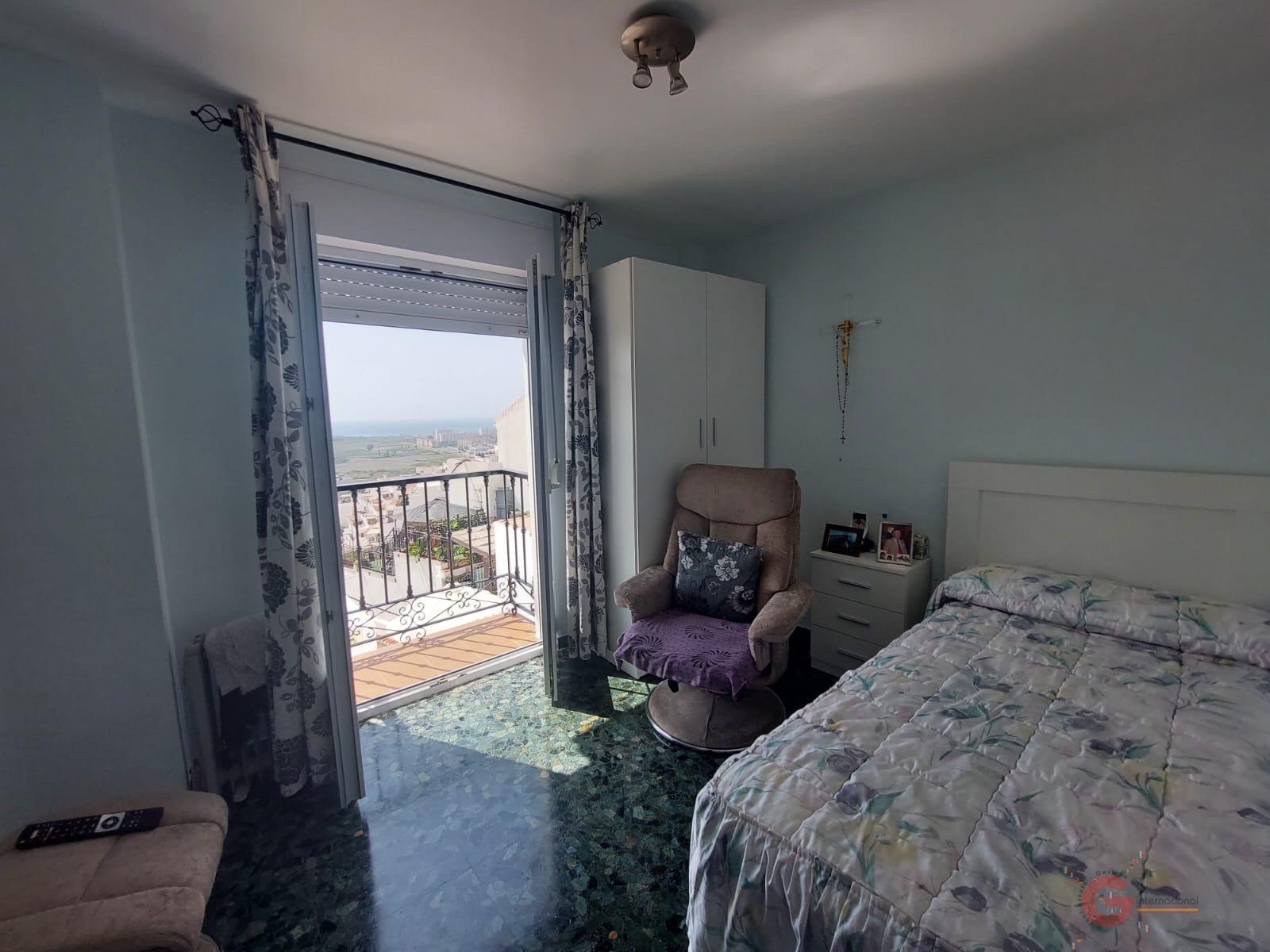 Venta de casa en Salobreña
