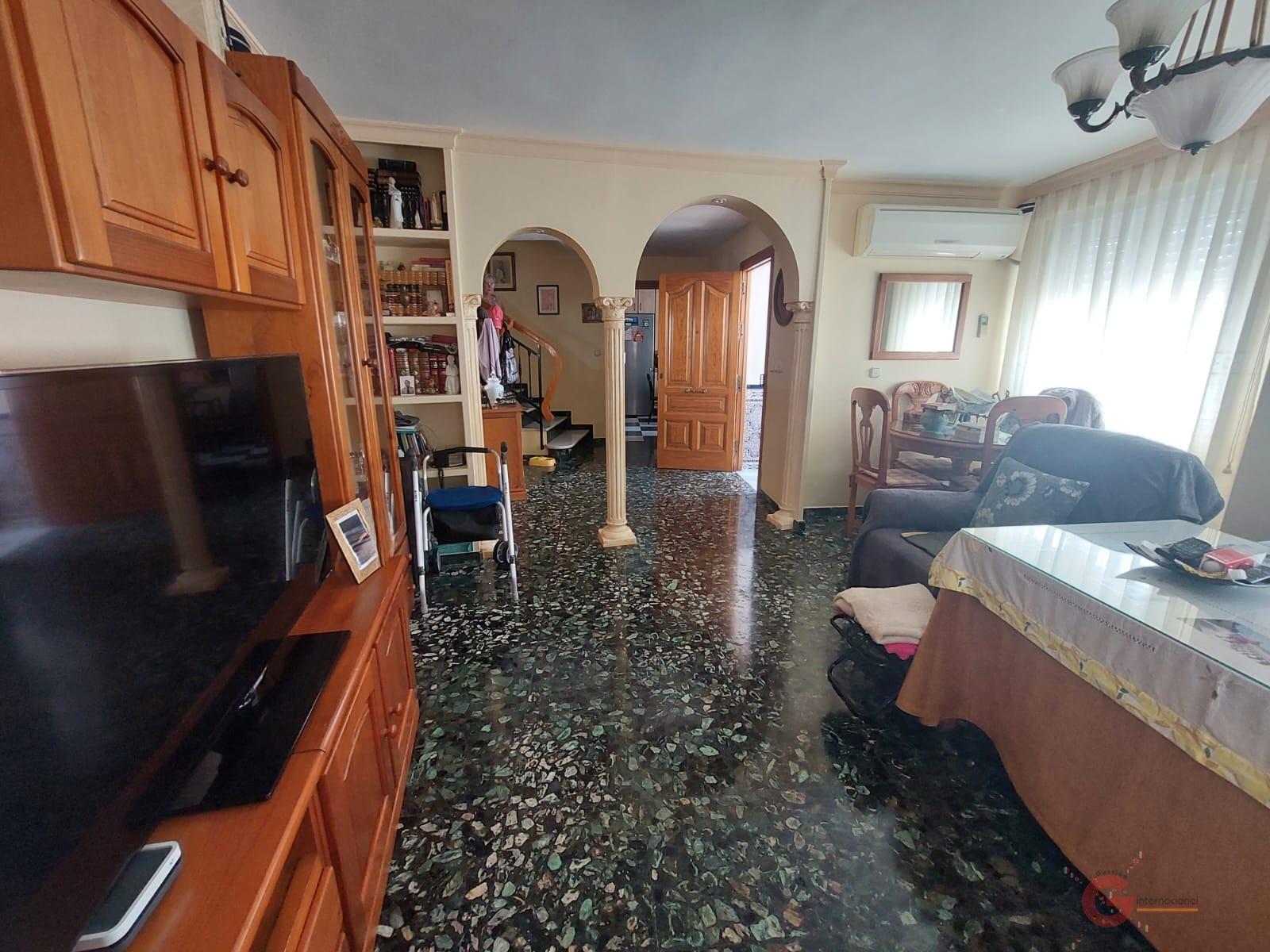 Venta de casa en Salobreña